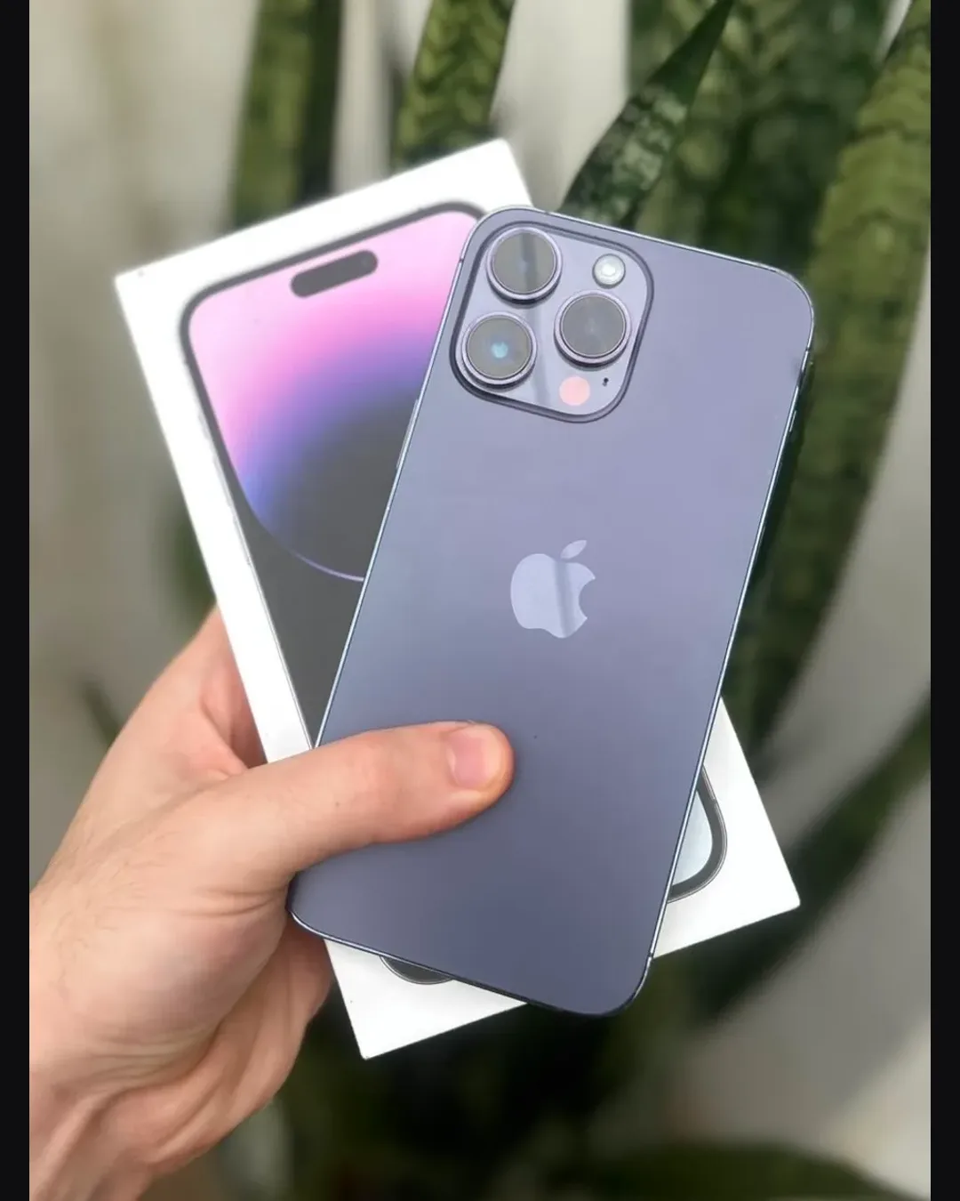 iPhone 14 Pro Deep Purple